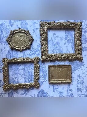 Bundle if 4 mini Gold Ornate Decorative Frames.
